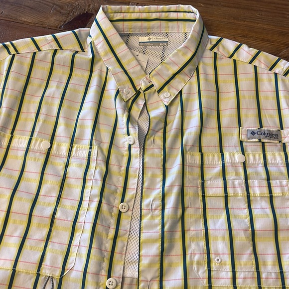 Columbia fishing shirt - Picture 2 of 4